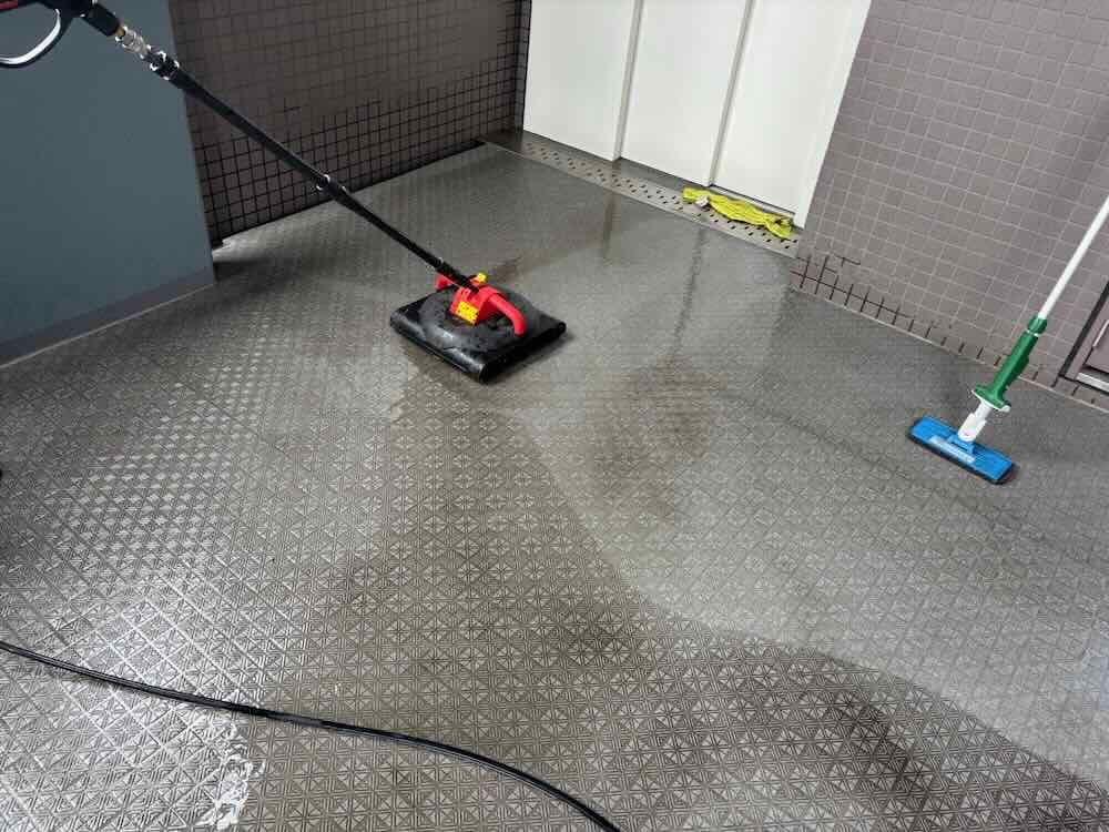 サーフェスクリーナの作業